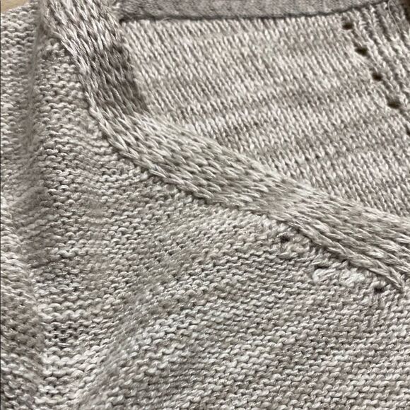 Moth Anthropologie Gray Knit‎ & White Blouse Layered Two in One Top | XS - Picture 8 of 12